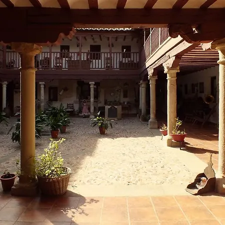 Hotell Rural Caballeros 3*