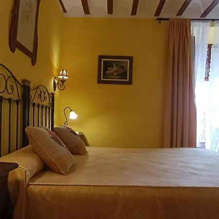 Rural Caballeros Hotell 3*